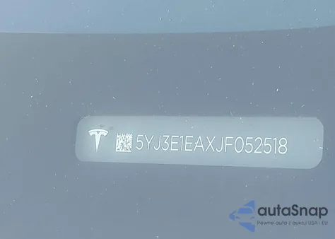 2018 Tesla Model 3 Long Range/Mid Range from USA, damaged, VIN 5YJ3E1EAXJF052518